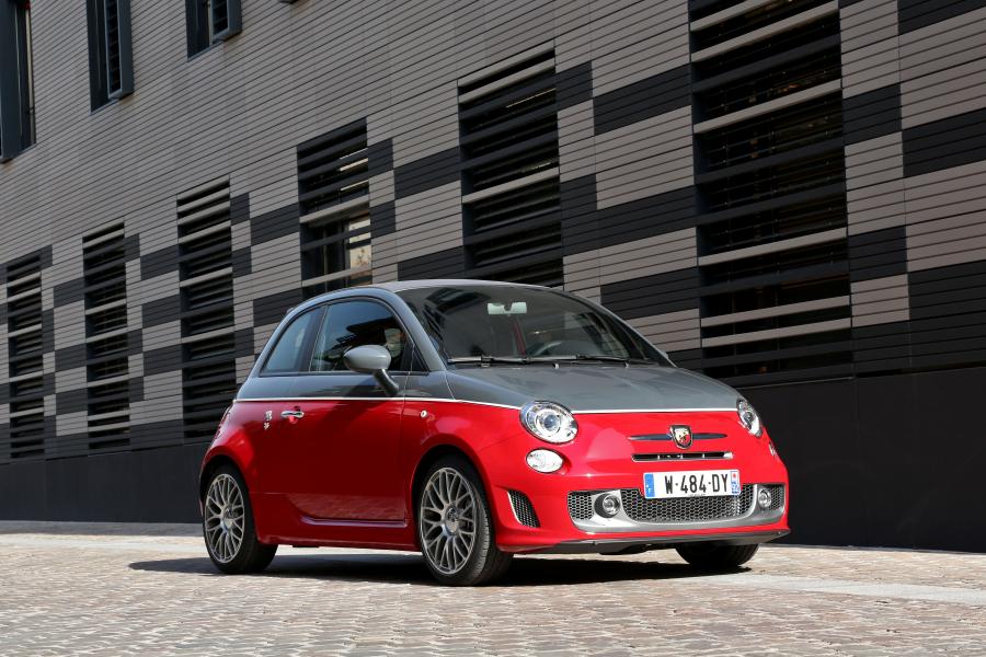  Abarth 595C Turismo 2012 года  (фото 37 из 54)